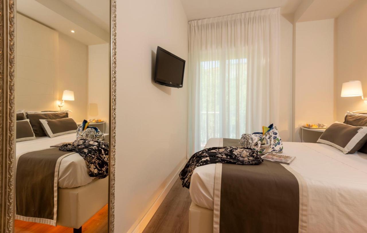 Atlas Hotel Riccione Dış mekan fotoğraf