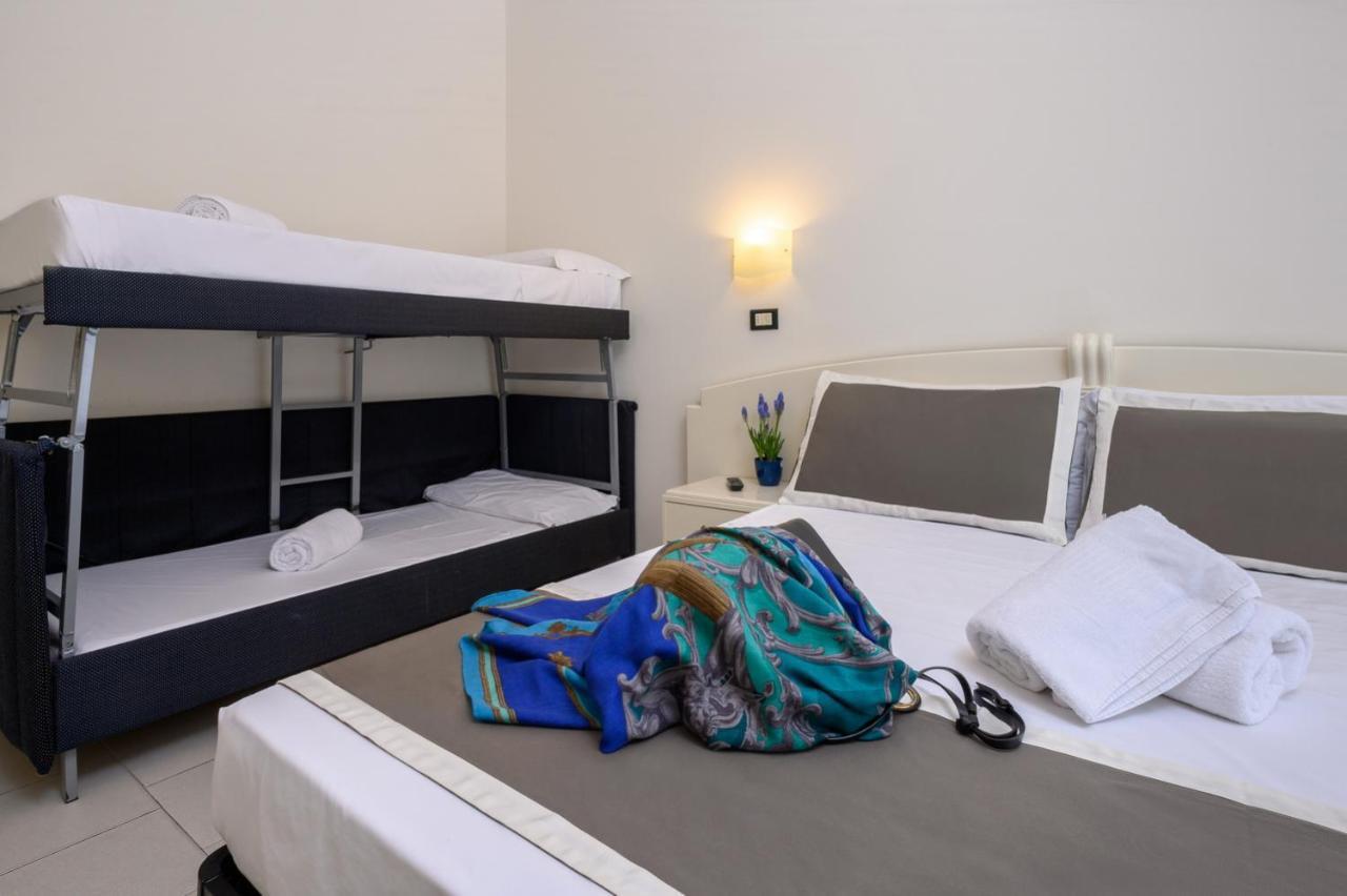 Atlas Hotel Riccione Dış mekan fotoğraf