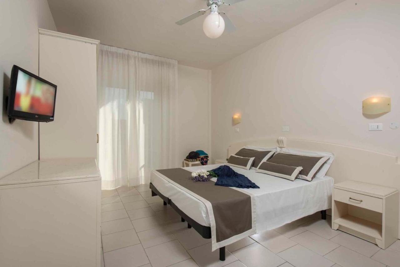 Atlas Hotel Riccione Dış mekan fotoğraf