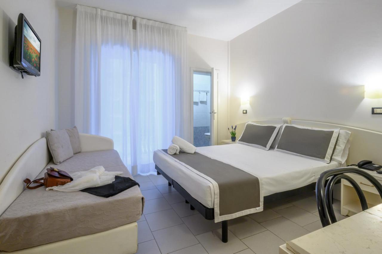 Atlas Hotel Riccione Dış mekan fotoğraf