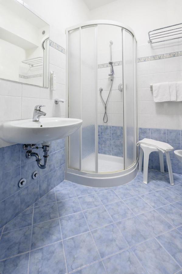 Atlas Hotel Riccione Dış mekan fotoğraf
