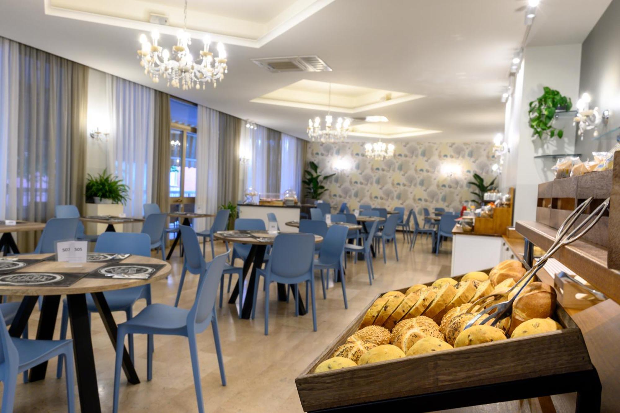 Atlas Hotel Riccione Dış mekan fotoğraf